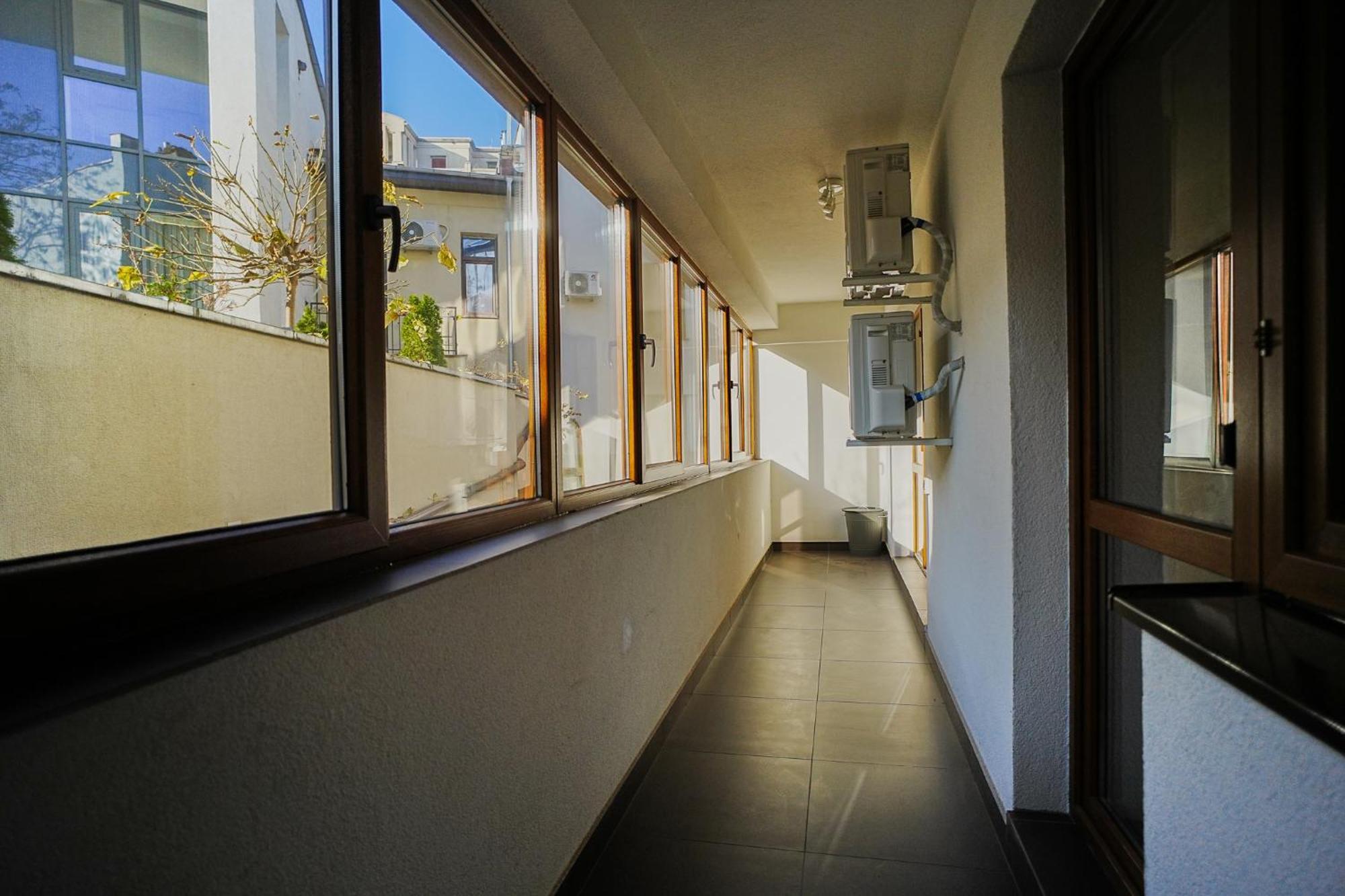 Hideaway Near Parliament Building Apartment Bucharest Exterior photo